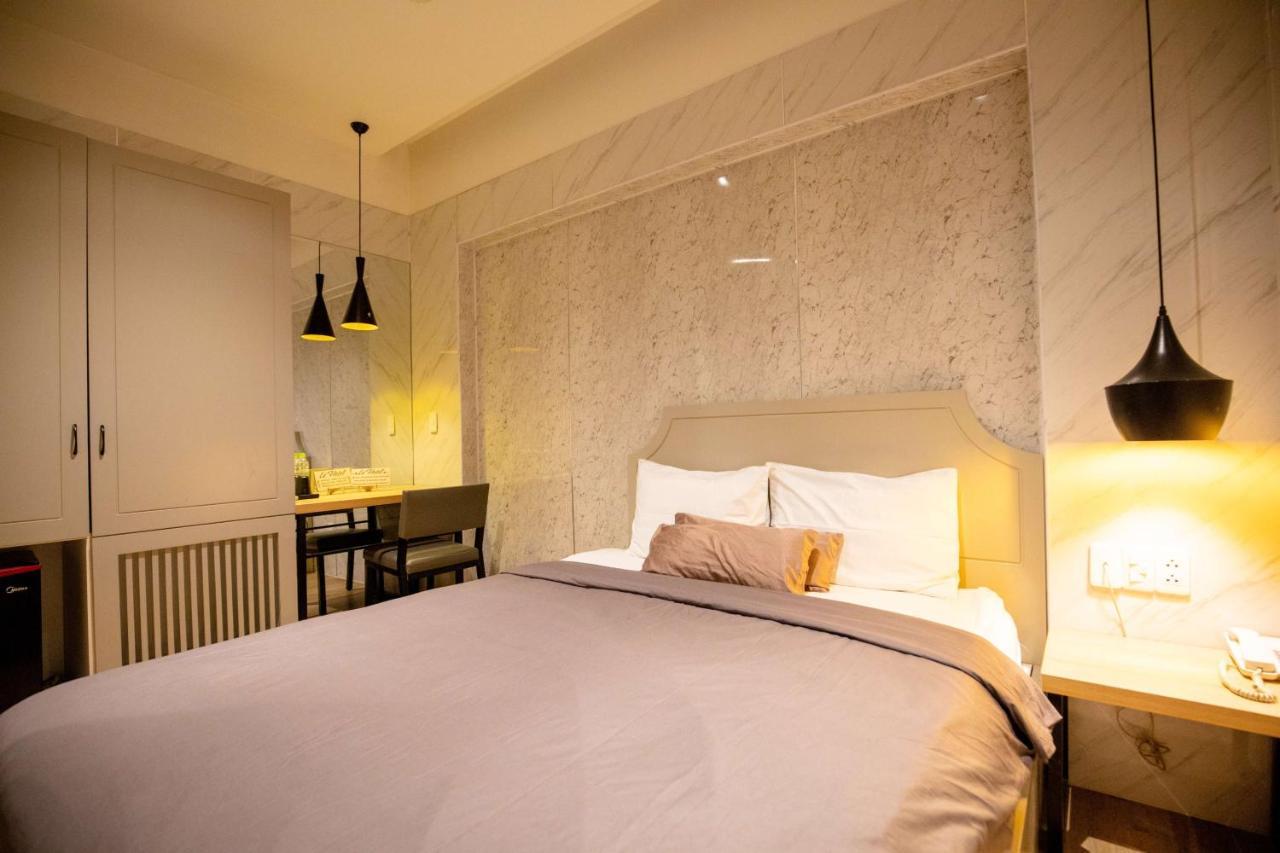 הו צ'י מין סיטי La Hotel Q10 מראה חיצוני תמונה